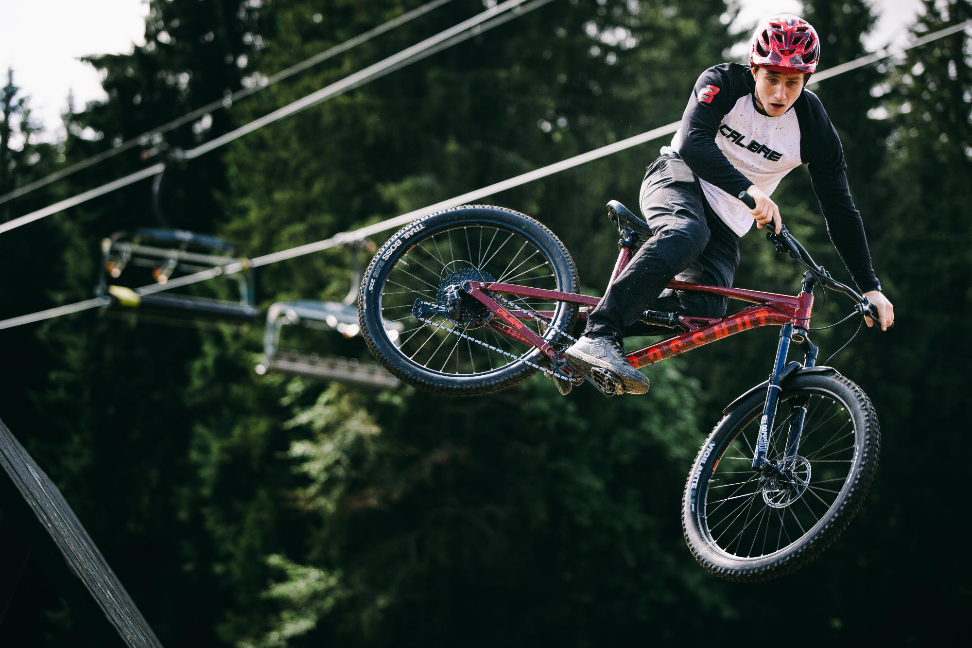 Calibre dirt jump bike hotsell