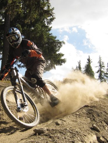 Super dusty turns on the main tracks in Pila