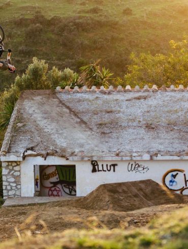 Not2Bad Trek Bikes Anthill Films Jo Osborne Sterling Lorence Gee Atherton Wideopenmag