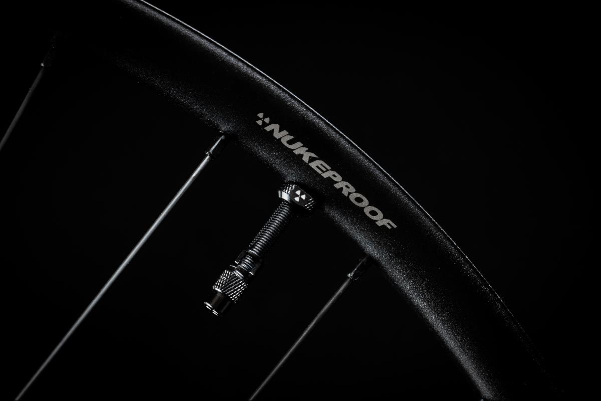 Nukeproof Neutron V2フロントホイール Nukeproof Neutron V2フロントホイール