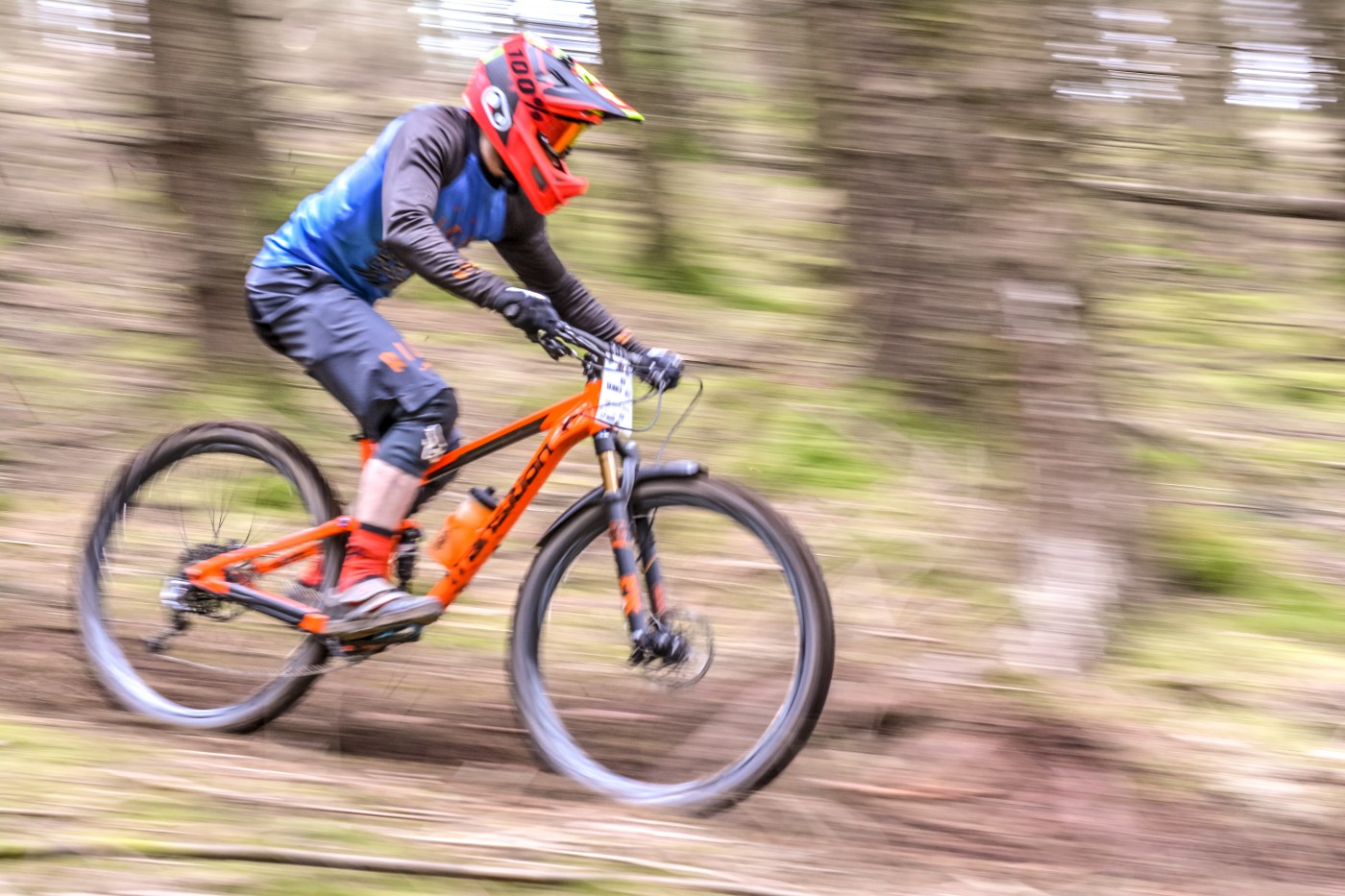 Ollie Hooper UK Enduro Series Crychan Forest Dan Wyre Photography