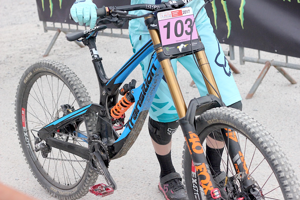 transition TR11 downhill bike tahnee seagrave